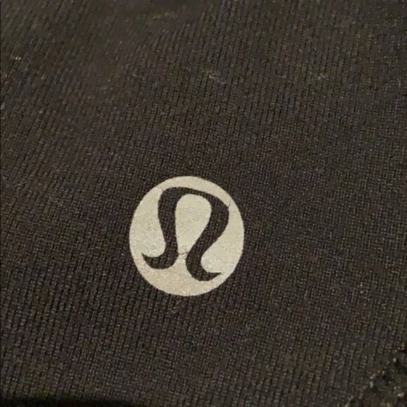 Lululemon black baggy capris - Picture 4 of 9
